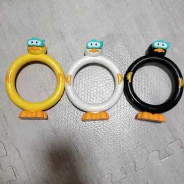 물 적응 완구 목욕탕이나 수영장에 가라앉는 완구