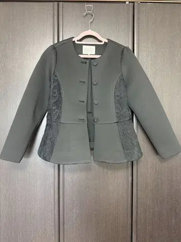 chesty 노카라 자켓 블랙