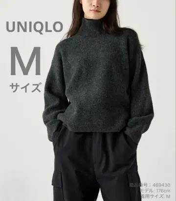택 포함 새상품 UNIQLO 수플레얀 하이넥 스웨터 다크 그레이 M