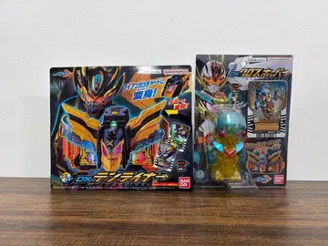 [ 미개봉 ] 가면라이더 갓챠드 DX 크로스호퍼 & 텐라이너