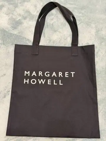 MARGARET HOWELL 블랙 토트백
