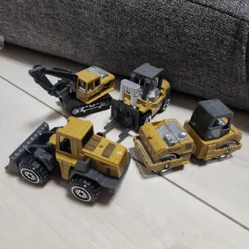 다이소 건설기계 미니카 4대 세트