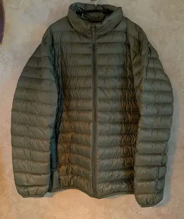 유니클로/UNIQLO 울트라 라이트 다운 올리브색 다운 자켓 XL