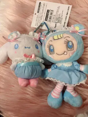 산리오 시나모롤 메조 피아노 블루베리에짱 마스코트 홀더