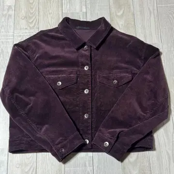 유니클로 코듀로이 크롭 자켓 L 사이즈 보르도색