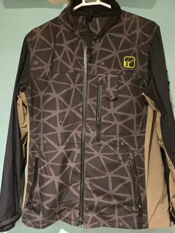 GRIFFIN HARTLAND 나일론 자켓