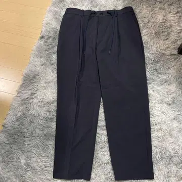 PLST 플라스테 테크 스트레치 원턱 테이퍼드 팬츠