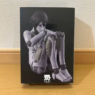 1/12 동아중공제 합성인간 센치넬 액션 피규어