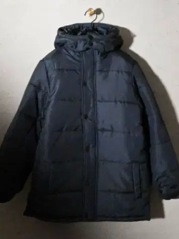 네이비 후드 부착 패딩 자켓