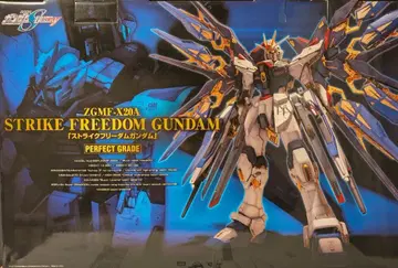 [ 미조립/PG ] 스트라이크 프리덤 건담 건담 프라모델