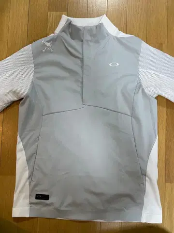 OAKLEY 하프 지퍼 상의 XL 그레이 x 화이트