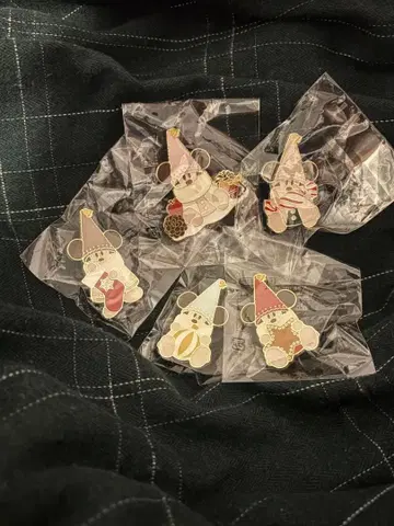 릴린린 핀 배지