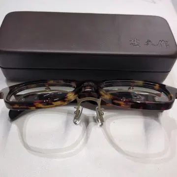 진로쿠작 단식 힌지 셀룰로이드 프레임