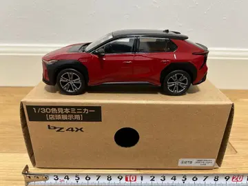 bz4x 색감 미니카