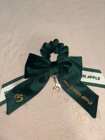 미세스 그린애플 응원봉 리본