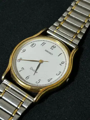 세이코 돌체 빈티지 쿼츠 가동 중