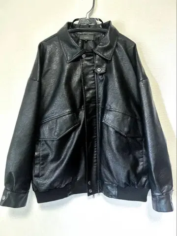 CLEL 블랙 가죽 자켓 S 사이즈