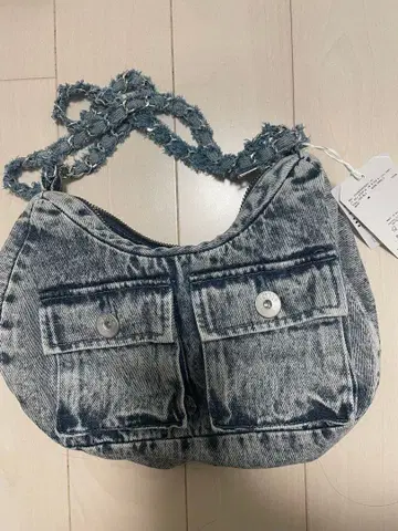 데님 핸드백 프론트 포켓 부착