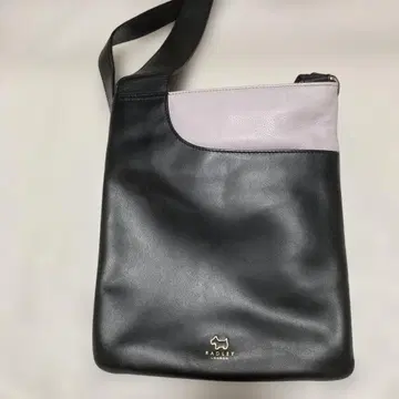 RADLEY 가죽 숄더백 블랙/핑크