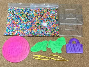 펄러비즈 세트 다색 2봉입 플레이트 포함