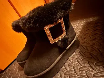 블랙 어그 부츠 퍼 포함