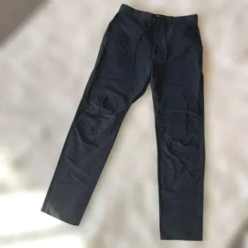 NUMERALS 즈 urban fit 로고 테이프 부착 이지 팬츠