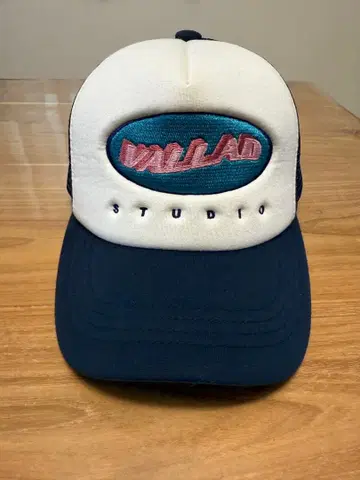 VALLAD STUDIO 메쉬 캡 네이비/화이트 IO