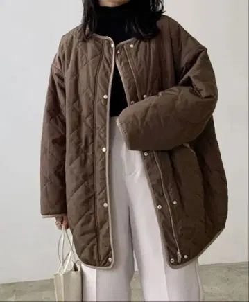 리안 리버서블 퀼팅 미들 코트