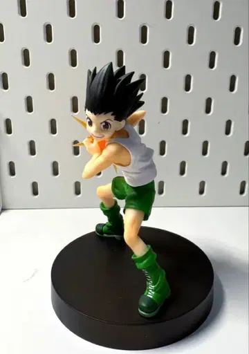 헌터헌터 POP UP PARADE 곤 피규어