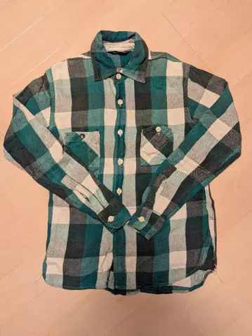 FOB팩토리 그린 계열 체크 플란넬 셔츠