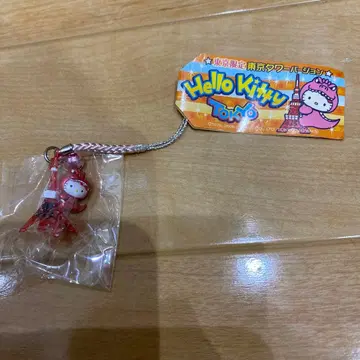 지역 한정 키티 도쿄 타워 버전