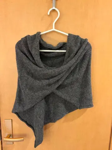 요건 레일 알파카 판초 그레이