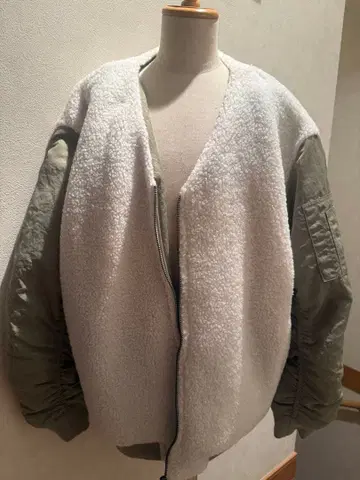 [ 새상품급 ] Vin 보아 도킹 MA-1풍 블루종