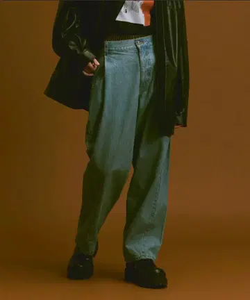 Soerte 루즈 실루엣 데님 팬츠: 스트레이트 데님 팬츠