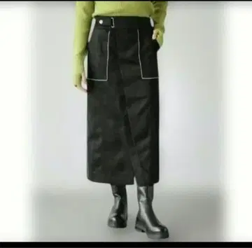 택 포함 새상품 RADIATE 파이핑 포켓 스웨이드 스커트 야마다야