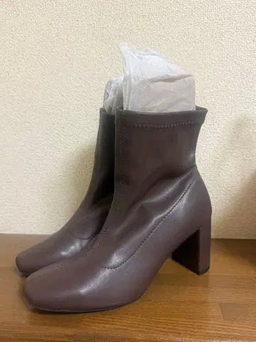 브라운 숏부츠 슬립온 부츠