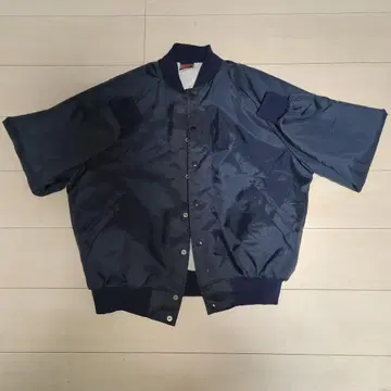 HILTON 바시티 자켓 L 네이비 J & R MOWING 자수 자켓