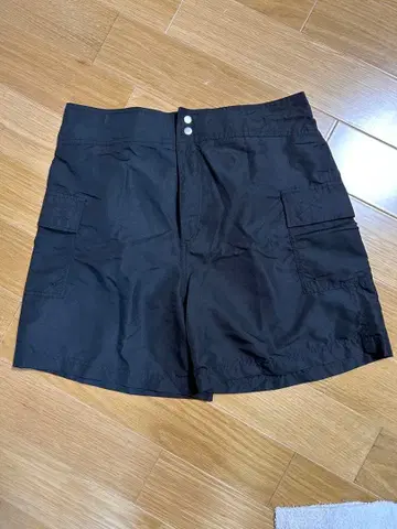 블랙 카고 숏팬츠 허리 90cm