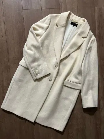 UNTITLED 44 빅 사이즈 아이보리 체스터 코트