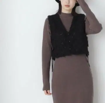 [택 포함] 내추럴 뷰티 베이직 튤 베스트