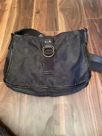 블랙 백스킨 숄더백