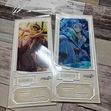 아이나나 아크릴 스탠드 모모, 유키 오림포스 Re:vale