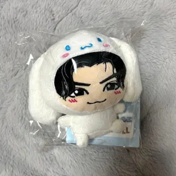 카와무라 카즈마 시나몬 롤 봉제 인형