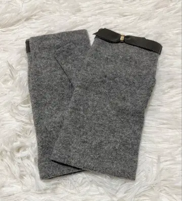 FURLA 그레이 울 혼방 암커버 리본 포함