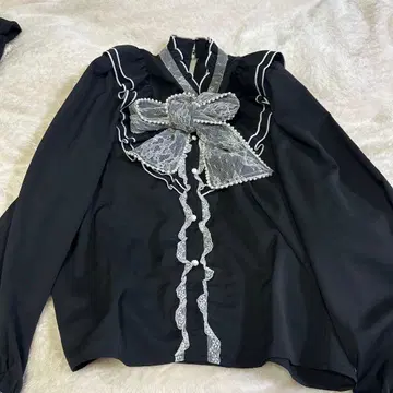 ROJITA 블랙 블라우스