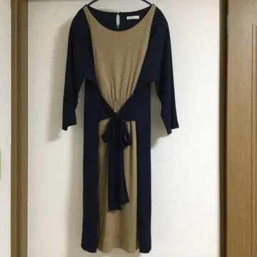 노리즈 바이컬러 니트 원피스