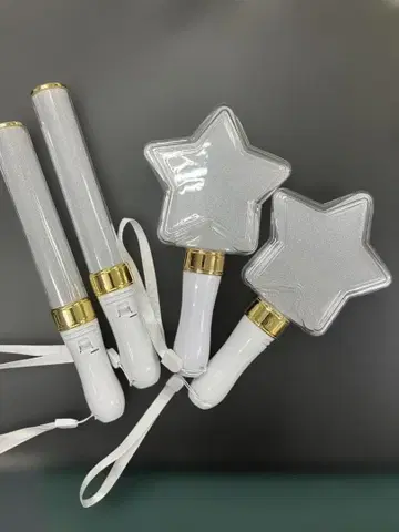 별 모양 응원봉 2개와 응원봉 2개 세트