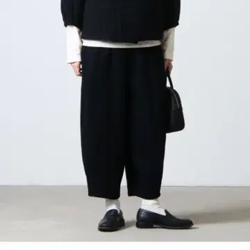 미사용 gauze 울 찰리 팬츠 아틀리에 나루세 베리떼꾸르