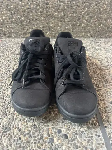 스탠스미스 블랙 GORE-TEX 스니커즈