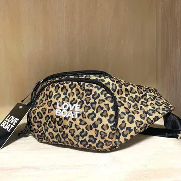 [ 새상품 ] LOVE BOAT 러브보트 힙색 레오파드 무늬